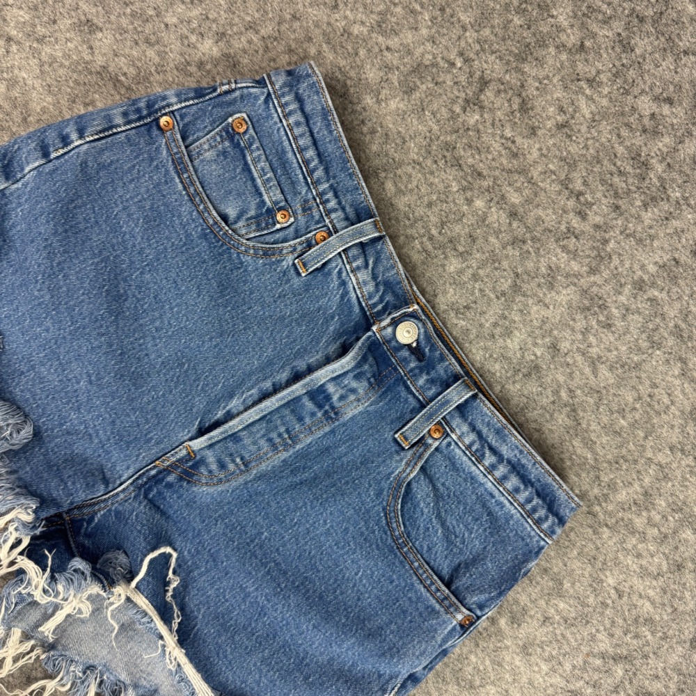 Levis 501 Original High Rise Cut Off Shorts Blue Denim W29‎ 56327-0055